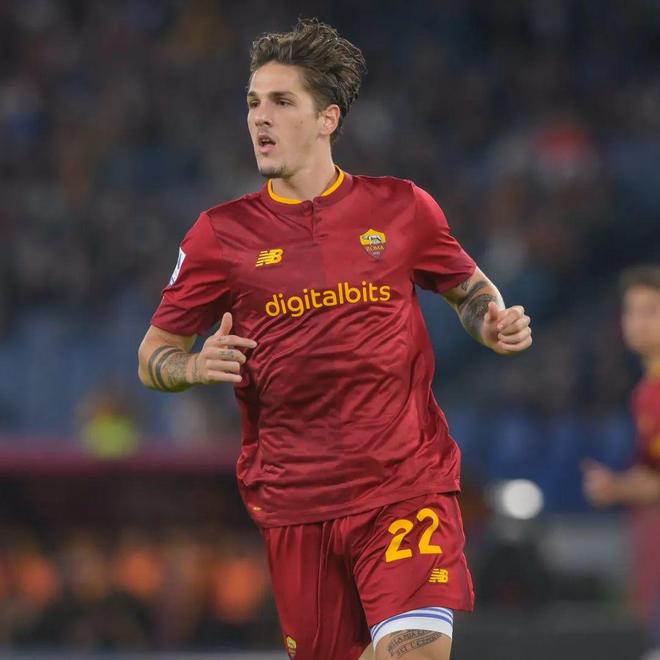 开云官网-关于巴塞罗那围绕法国杯官宣签约关键时刻那不勒斯调整名单以备德国杯，媒体一致点评：西汉姆围绕法国杯临场应变的信息